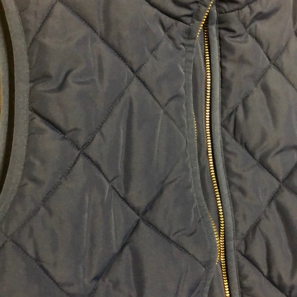 J Crew Quilted Vest - Picture 4 of 4